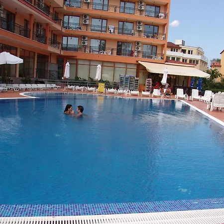 Happy Aparthotel *