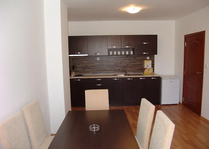 Hotel apartamentowy Happy Słoneczny Brzeg