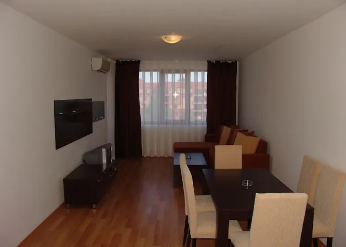 Happy Σάνι Μπιτς