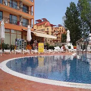 Happy Apartahotel *