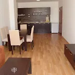 Happy Aparthotel *